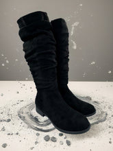 Load image into Gallery viewer, Evie boots
