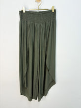Load image into Gallery viewer, Ginny trousers - 7 colours
