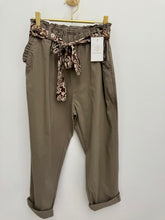 Load image into Gallery viewer, Cathy magic trousers - 8 colours
