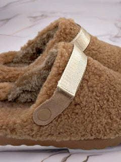 Load image into Gallery viewer, Bella Mules - Brown

