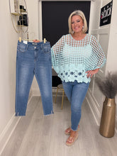 Load image into Gallery viewer, Liz jeans
