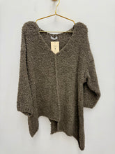 Load image into Gallery viewer, Hazel jumper - 5 colours
