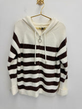 Load image into Gallery viewer, Izzy cardigan - 2 colours, 2 sizes
