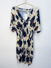 Load image into Gallery viewer, Maddy dress - 4 colours
