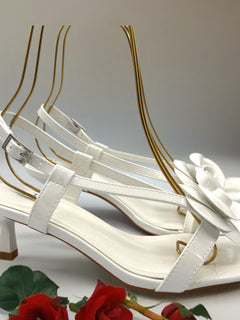 Load image into Gallery viewer, Rose heels - White. LAST PAIR
