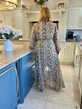 Load image into Gallery viewer, Sabrina dress - 4 sizes
