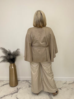 Load image into Gallery viewer, Ellie cape
