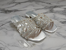 Load image into Gallery viewer, Sasha Sandals - Silver
