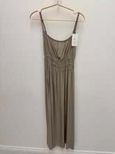 Load image into Gallery viewer, Piper dress - 8 colours

