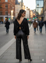 Load image into Gallery viewer, Remi reversible top - 4 colours
