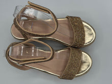 Load image into Gallery viewer, Tiffany Wedges - Gold
