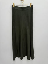 Load image into Gallery viewer, Pam skirt - 5 colours
