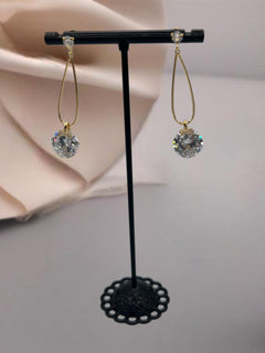 Load image into Gallery viewer, Naomi Earrings
