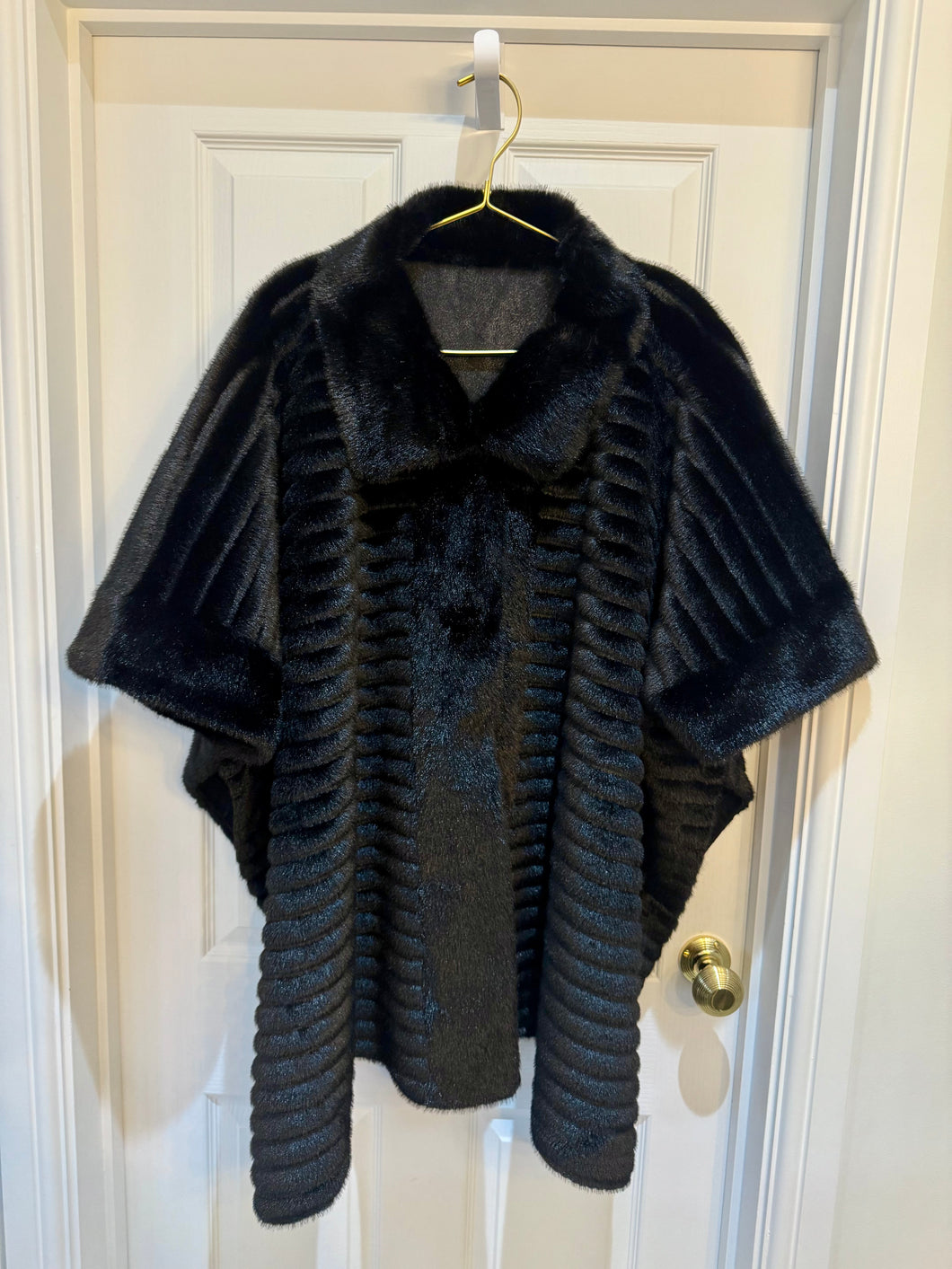 Whitney cape - 3 colours