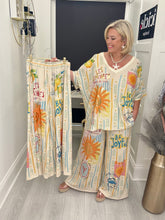 Load image into Gallery viewer, Joyful trousers
