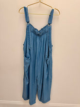Load image into Gallery viewer, Sian dungarees - 2 colours
