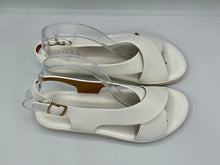 Load image into Gallery viewer, Cecilia sandals  - white
