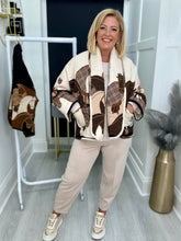 Load image into Gallery viewer, Horse jacket - 2 colours
