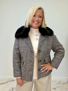Load image into Gallery viewer, Monica Coat
