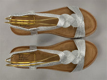 Load image into Gallery viewer, Charlotte sandals - silver
