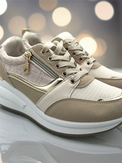 Load image into Gallery viewer, Sinead trainers

