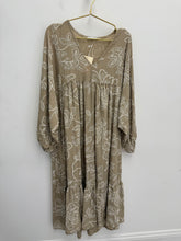 Load image into Gallery viewer, Lara dress - 9 colours
