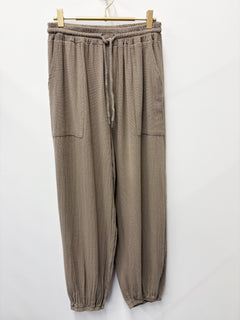 Load image into Gallery viewer, Clara trousers
