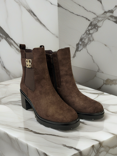 Load image into Gallery viewer, Vicky Boots - Chocolate Brown
