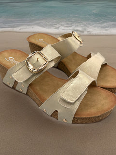 Load image into Gallery viewer, Katie Wedges - Gold
