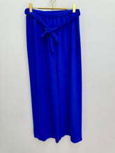 Load image into Gallery viewer, Lynn Co-ord - 8 colours
