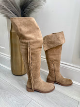 Load image into Gallery viewer, Fay boots - beige

