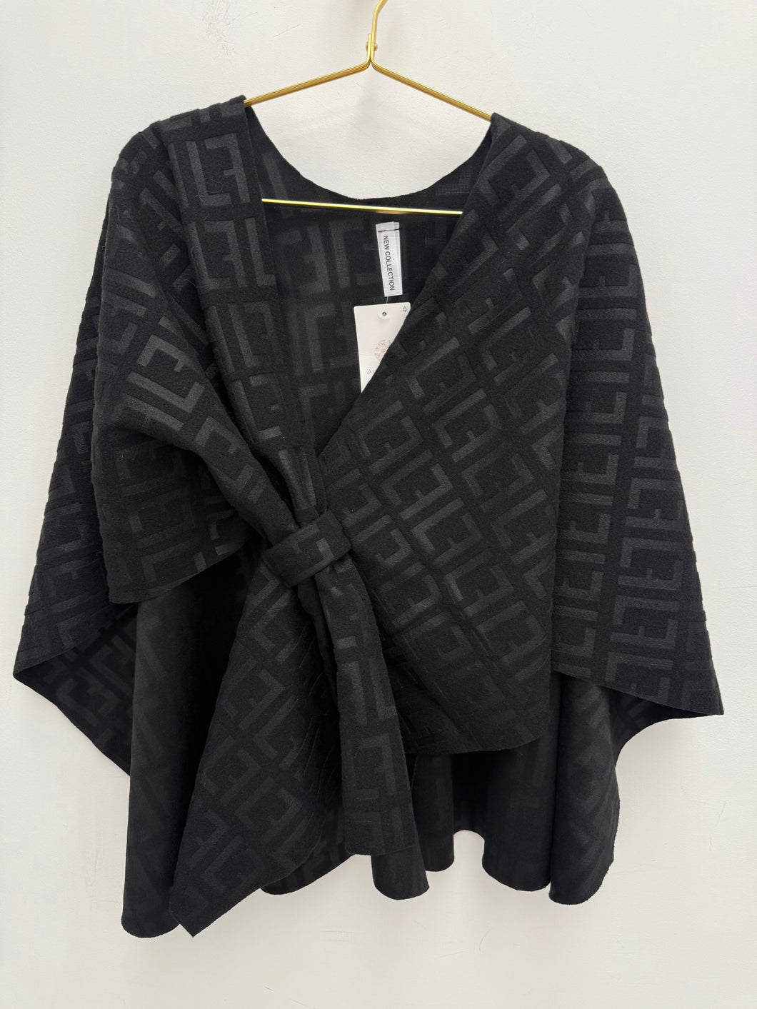 Freya cape - 3 colours