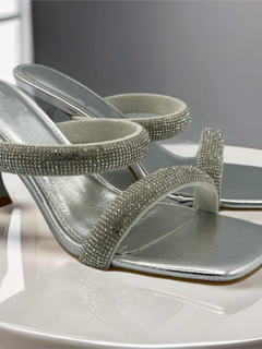 Load image into Gallery viewer, Ruby heels - Silver
