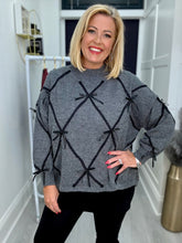 Load image into Gallery viewer, Minnie jumper - 4 colours
