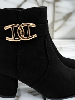 Load image into Gallery viewer, Zelda boots - Black
