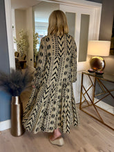 Load image into Gallery viewer, Marcy dress - 2 sizes
