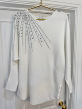 Load image into Gallery viewer, Sharon jumper - 2 sizes, 3 colours
