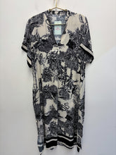 Load image into Gallery viewer, Safari dress - 5 colours

