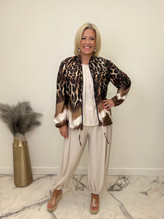 Load image into Gallery viewer, Brittany Jacket
