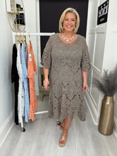 Load image into Gallery viewer, Josie dress - 5 colours
