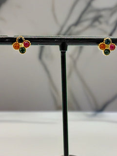 Load image into Gallery viewer, Marissa studs
