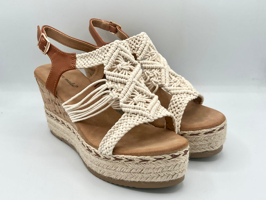 Beth wedges - beige