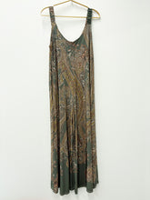 Load image into Gallery viewer, Beth Jumpsuit

