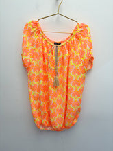 Load image into Gallery viewer, Remi top - 3 colours
