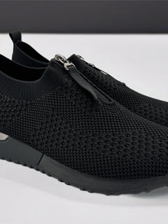 Load image into Gallery viewer, Jackie trainers - black

