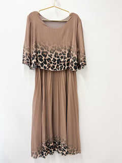 Load image into Gallery viewer, Kitty dress
