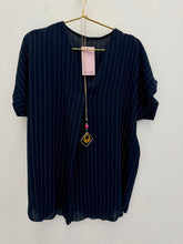 Load image into Gallery viewer, Fran top - 5 colours
