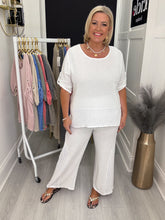 Load image into Gallery viewer, Jackie top - 8 colours
