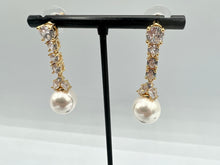 Load image into Gallery viewer, Paris Earrings - 2 Colours
