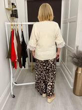 Load image into Gallery viewer, Veronica jumper - 6 colours
